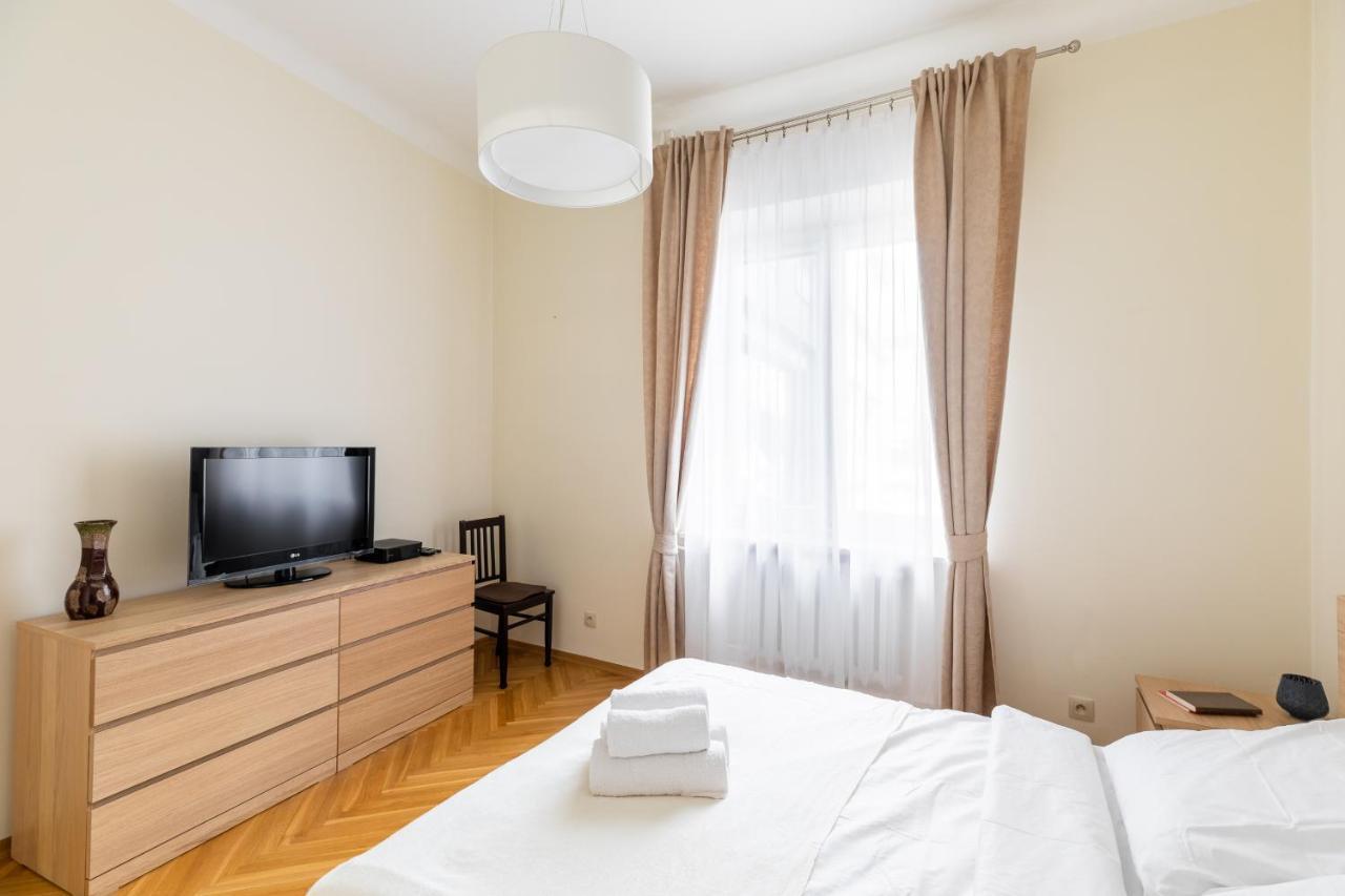 P&O Serviced Apartments Plac Konstytucji Varsavia Esterno foto
