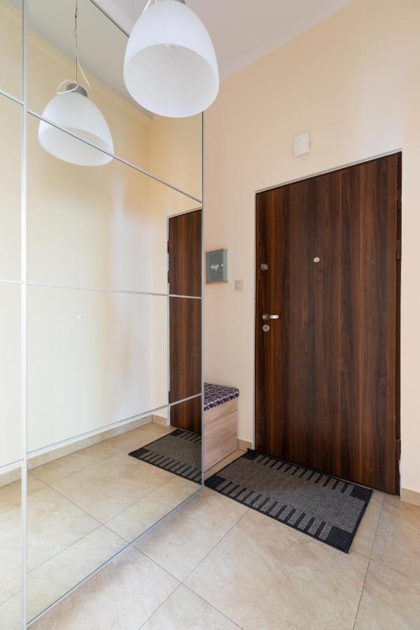 P&O Serviced Apartments Plac Konstytucji Varsavia Esterno foto